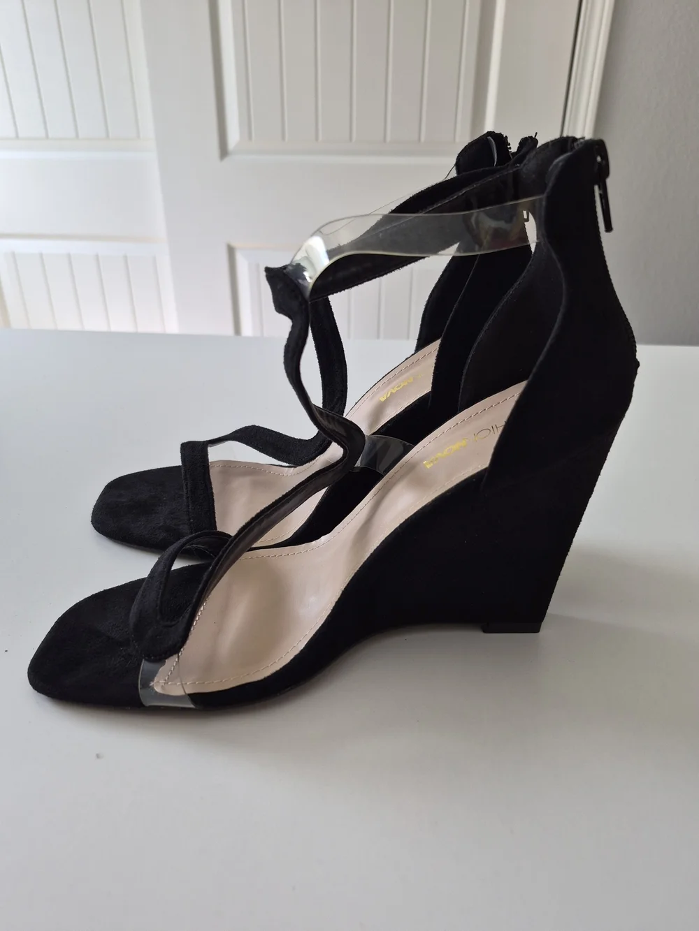 Fashion Nova Black Wavy Strap Wedge Sandals